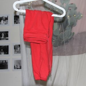 Red 3/4 Sweatpants from Tommy Hilfiger